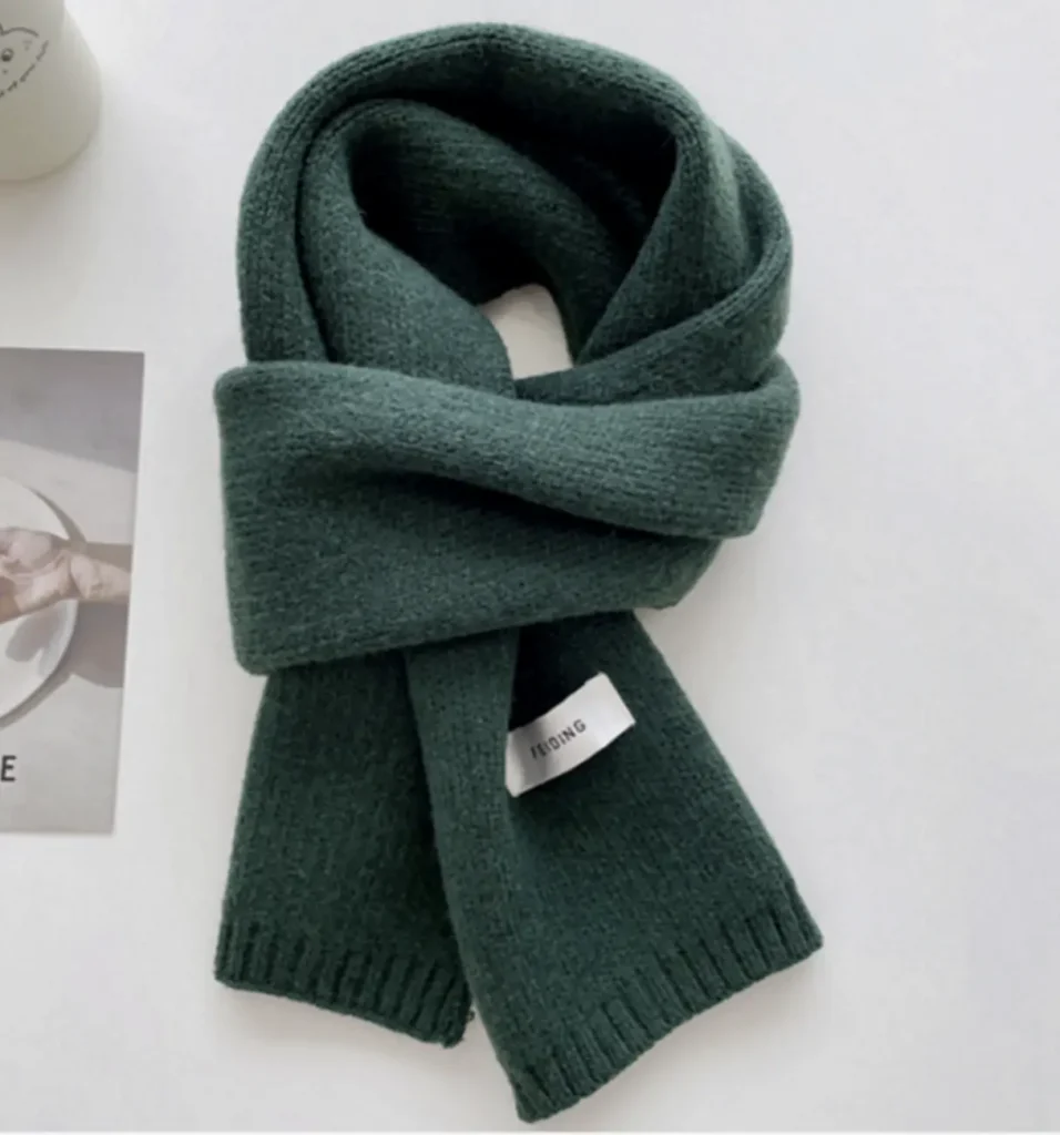 올겨울 필수템! 디어스텝 쁘띠 니트 목도리로 따뜻함과 스타일을 한 번에! 1 2025 11 21 141924