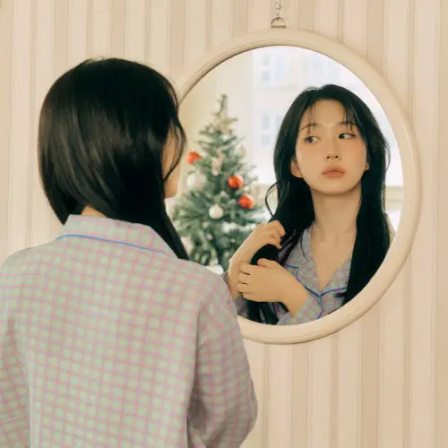 사랑이 넘치는 우리 집! 도씨 긴팔 카라 커플 잠옷으로 로맨틱 홈웨어 완성